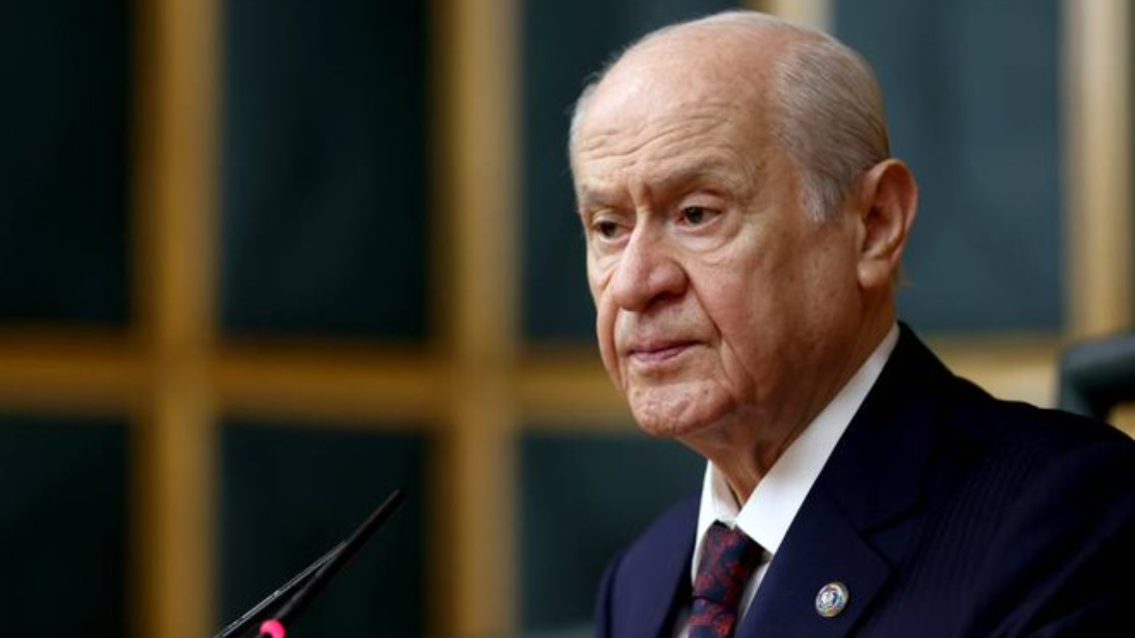 Bahçeli: Yılmamızı bekleyenler var, hatta yıkılmamızı isteyenler var, dahası çözülüp dağılmamızı dileyenler var! Bahçeli: Yılmamızı bekleyenler var, hatta yıkılmamızı isteyenler var, dahası çözülüp dağılmamızı dileyenler var!
