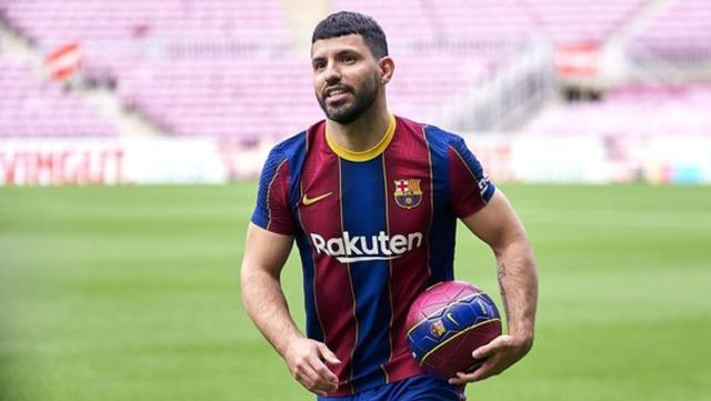 Barcelona'nın yeni transferi Agüero, sakatlığı nedeniyle 10 hafta alanlardan uzak kalacak