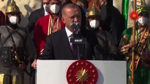 Erdoğan: Dün kendi hudutları içinde adeta varlık- yokluk uğraşı veren ülkeden bugün dünyada her kritik sorunda kelam sahibi bir ülkeye dönüştük