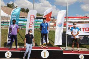 Eskişehir'de başlayan Durgunsu Kano Türkiye Şampiyonası'nın birinci günü tamamlandı
