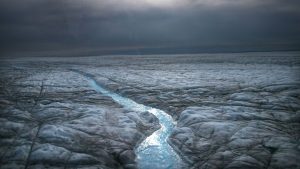 Grönland buz katmanının doruğuna tarihte birinci defa yağmur yağdı