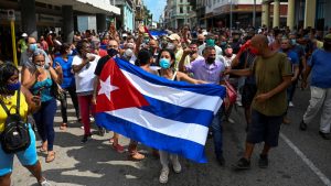 Küba, hükümet aykırısı protestoların akabinde internet ve toplumsal medya kullanımına düzenleme getirdi
