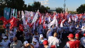 Memur-Sen Ankara'da miting yaptı: Hükümetten müzakere edilebilir bir teklif bekliyoruz