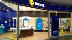 Turkcell'in net kârı ikinci çeyrekte 1.1 milyar liraya yükseldi