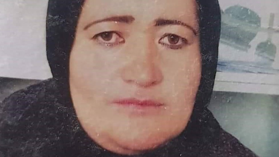 Afganistan: Taliban, gebe bir polis memurunu öldürmekle suçlanıyor