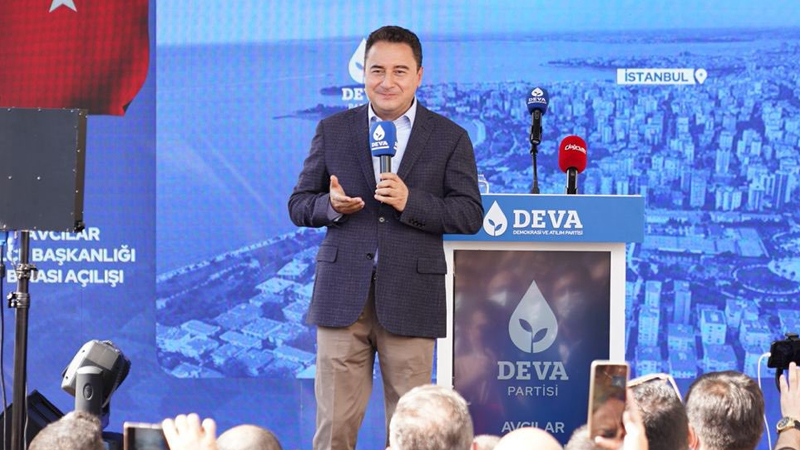 Babacan'dan geçiş periyodu iletisi: Türkiye'yi, öfkeye teslim etmeyeceğiz Babacan'dan geçiş periyodu iletisi: Türkiye'yi, öfkeye teslim etmeyeceğiz
