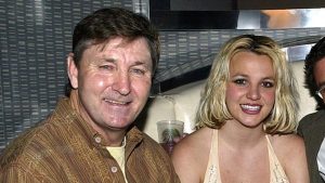 Britney Spears'ın babası kızının vasiliğinden çekilmek için mahkemeye başvurdu