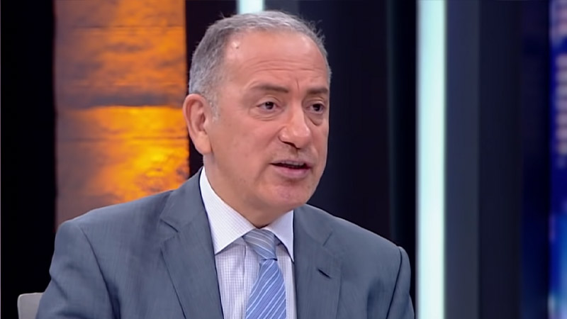 Fatih Altaylı: Yılların Emekçi Bayramı’na, Bayan Günü yürüyüşüne pandemi şartları nedeniyle müsaade yok fakat aşı aksisi mitinge müsaade var!