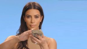 Instagram hesabında denetlenmemiş kripto parayı tanıtan Kim Kardashian eleştirildi