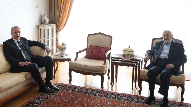 Kulis: Erdoğan’la mutabakat sağladı; Saadet Partisi YİK Lideri Asiltürk grubundan kıymetli isimler, AKP listelerinden milletvekili adayı yapılacak Kulis: Erdoğan’la mutabakat sağladı; Saadet Partisi YİK Lideri Asiltürk grubundan kıymetli isimler, AKP listelerinden milletvekili adayı yapılacak