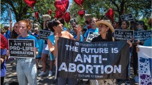 Kürtaj: ABD'nin Texas eyaletinde tartışmalı kürtaj yasağı yürürlüğe girdi, Yüksek Mahkeme yürütmeyi durdurmadı