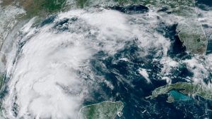 Meksika Körfezi’nde Nicholas Tropikal Fırtınası alarmı