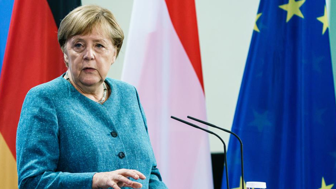 Merkel: İsminiz 'Klaus' yahut 'Erika' olmasa da Alman olabilirsiniz Merkel: İsminiz 'Klaus' yahut 'Erika' olmasa da Alman olabilirsiniz
