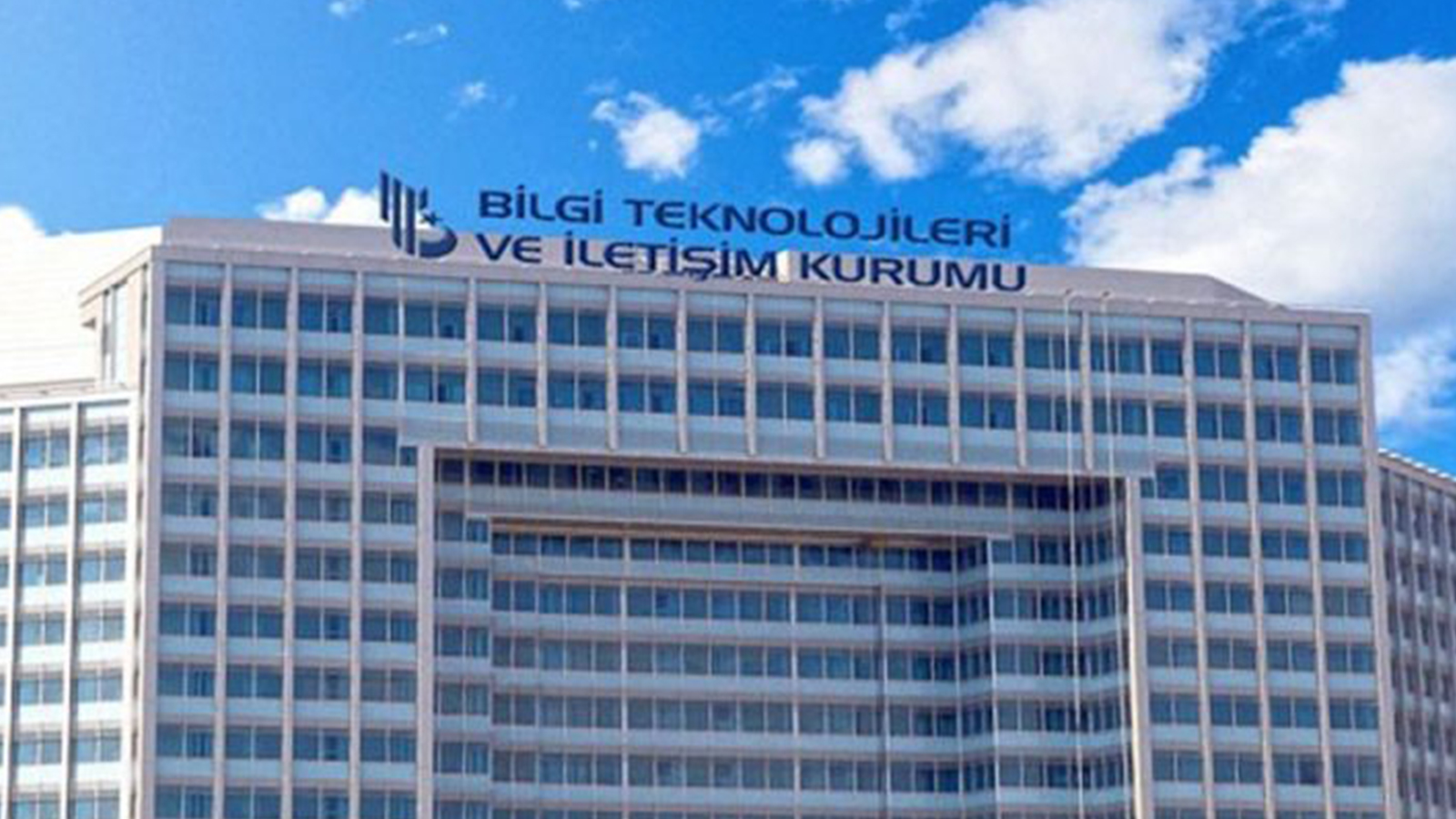 Milyarlık fonda BTK'ya "doğrudan alım" yetkisi verildi Milyarlık fonda BTK'ya "doğrudan alım" yetkisi verildi