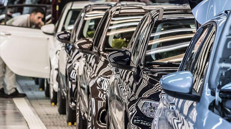 ÖTV matrah düzenlemesi çip krizine takıldı; otomotiv pazarı yüzde 5 daraldı ÖTV matrah düzenlemesi çip krizine takıldı; otomotiv pazarı yüzde 5 daraldı