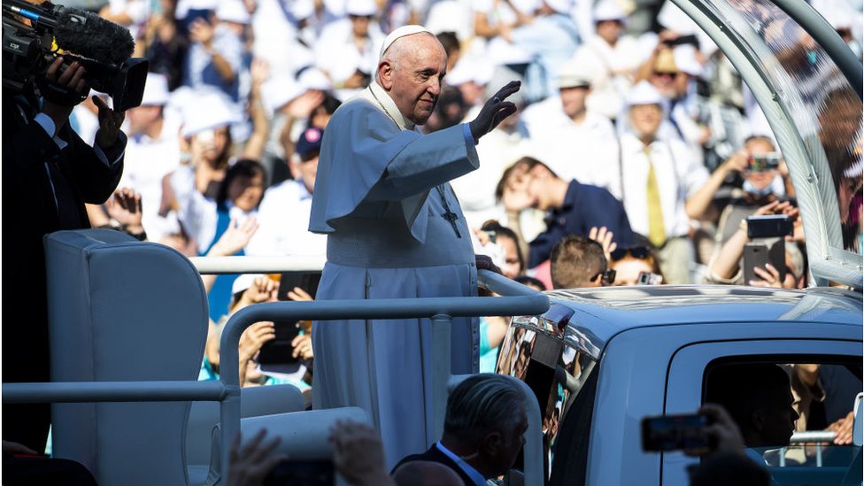 Papa Francesco'nun Macaristan ziyaretinin 'güneşli' ve 'gölgede kalan' yüzü