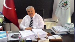 Sav: AKP'li belediye lideri Ünal zimmet davasında beraat etmek için eksper heyetine 100 bin lira rüşvet verdi