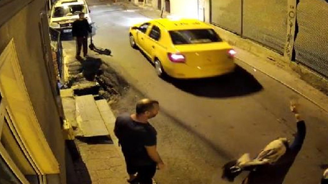 Şişli’de boşanma evresindeki eşini kaçıran kişi yakalandı Şişli’de boşanma evresindeki eşini kaçıran kişi yakalandı