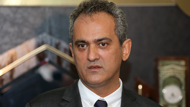 Ulusal Eğitim Bakanı Özer: Yaklaşık 200 civarında sınıfımız eğitime orta verdi Ulusal Eğitim Bakanı Özer: Yaklaşık 200 civarında sınıfımız eğitime orta verdi