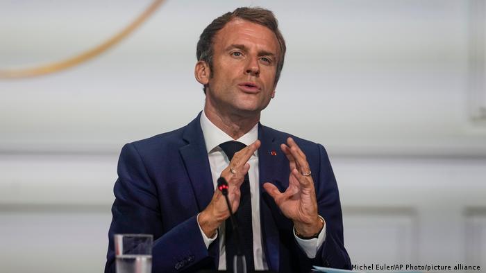 Macron: G20 Taliban'ı tanımanın bedeli konusunda net olmalı Macron: G20 Taliban'ı tanımanın bedeli konusunda net olmalı