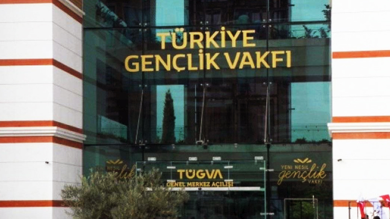 10 soruda TÜGVA: Ortaokullar, liseler, üniversiteler, yurtlar, kamu binaları ve tahsis edilen takımlarla devlet takviyeli 'süper' vakıf