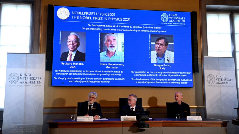 2021 Nobel Fizik Mükafatı, 'küresel ısınma' vurgusuyla Japon, Alman ve İtalyan üç bilim insanına verildi 2021 Nobel Fizik Mükafatı, 'küresel ısınma' vurgusuyla Japon, Alman ve İtalyan üç bilim insanına verildi