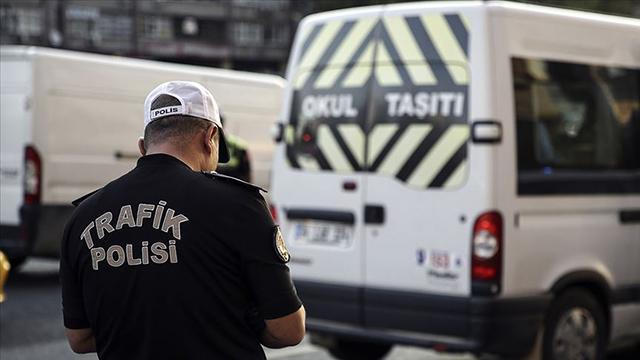 81 vilayette kontrol: 135 okul servisi trafikten men edildi, 1050 araç ve şoförüne para cezası verildi