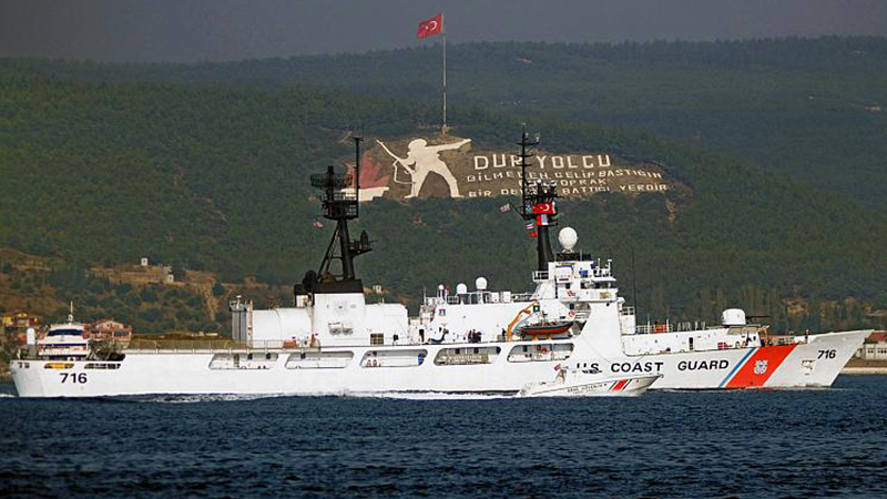 ABD gemileri, Ukrayna donanmasına takviye vermek için Çanakkale Boğazı’ndan geçti
