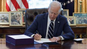 ABD Lideri Biden, seçim kelamını tuttu! Saklı evrakların halka açılmasını öngören kararnameyi imzaladı