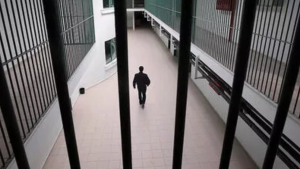 Açık cezaevlerindeki mahkumların Covid-19 izin süresi uzatılıyor