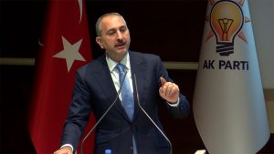 Adalet Bakanı Gül: Israrlı taciz ve takibi farklı bir kabahat olarak düzenlenecek