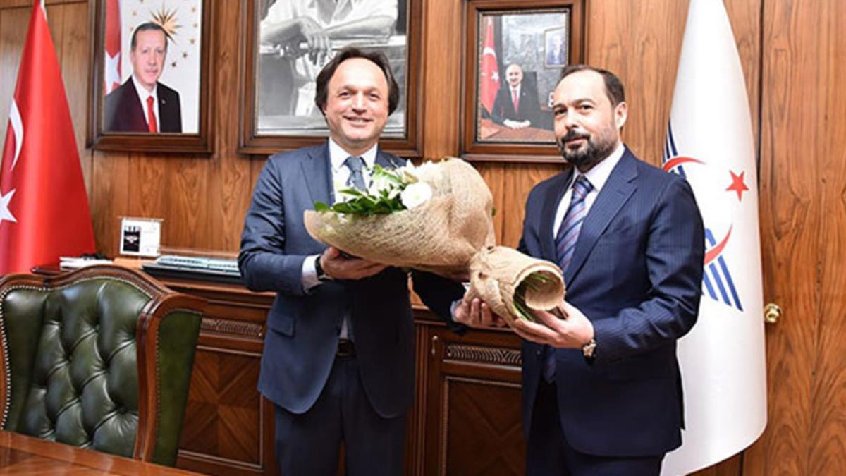 Adnan Oktar'a açılan davada ismi geçiyordu! TCDD Genel Müdürü Murat Atik bir haftada vazifeden alındı Adnan Oktar'a açılan davada ismi geçiyordu! TCDD Genel Müdürü Murat Atik bir haftada vazifeden alındı