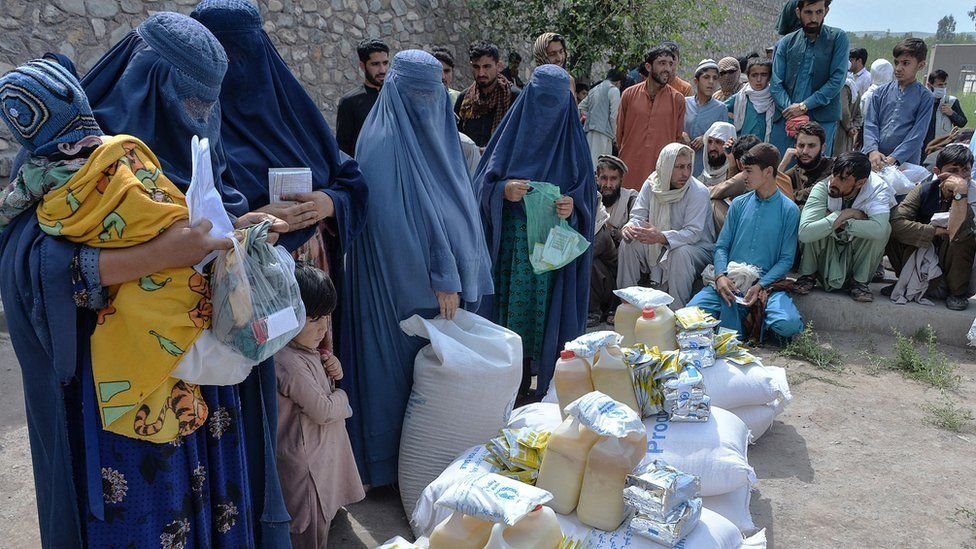 Afganistan: Dünya Besin Programı Yöneticisi Beasley, ülkede 23 milyon insanın açlık riskiyle karşı karşıya olduğunu söyledi Afganistan: Dünya Besin Programı Yöneticisi Beasley, ülkede 23 milyon insanın açlık riskiyle karşı karşıya olduğunu söyledi