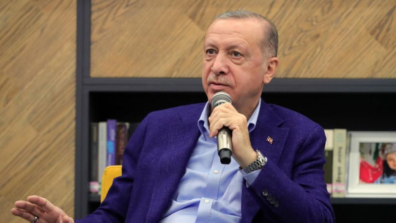 Ahmet Taşgetiren: Bütün iktisat dünyasını yanlış bakmakla suçlamak, otobanda karşıt yola girip karşıdan gelenleri zıt yola girmekle suçlamaya benziyor