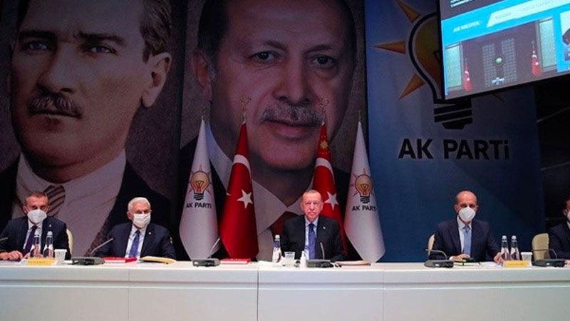 AKP'de seçim hazırlıkları: Gündem yargılama süreçlerinin uzun sürmesi, EYT ve erken yaşta evlilik AKP'de seçim hazırlıkları: Gündem yargılama süreçlerinin uzun sürmesi, EYT ve erken yaşta evlilik