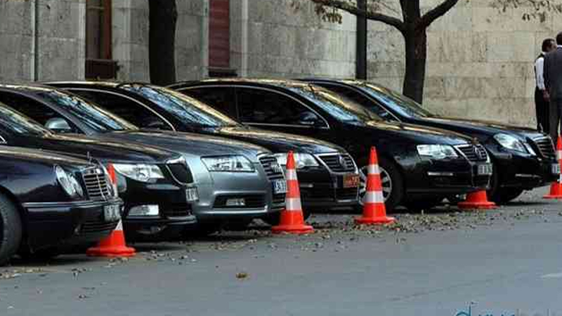 AKP'li Gebze Belediyesi 116 araç kiralayacak