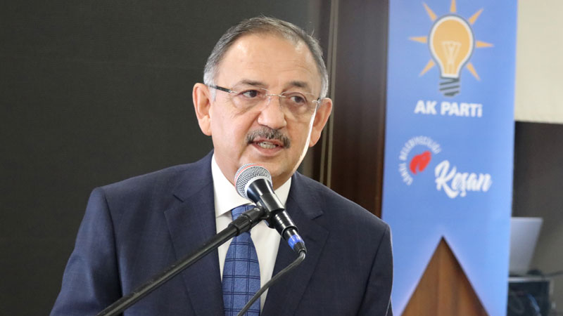 AKP'li Özhaseki: Ufak tefek ekonomik zahmetler varsa taban ücretlinin, emeklinin fiyatlarının nasıl arttığını herkes görecek