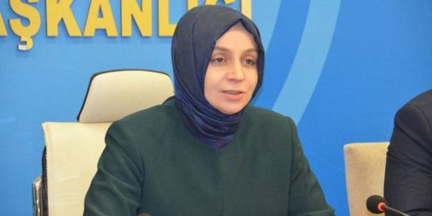 AKP'li Usta: Bugün 'Kavala' diyenler dün İmralı'dakine 'özgürlük' diye bağıranlardı AKP'li Usta: Bugün 'Kavala' diyenler dün İmralı'dakine 'özgürlük' diye bağıranlardı