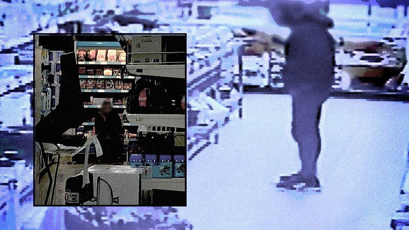 Aldığı eserlerin parasını ödemek istemedi, tartıştığı market çalışanlarını satırla rehin almaya çalıştı Aldığı eserlerin parasını ödemek istemedi, tartıştığı market çalışanlarını satırla rehin almaya çalıştı