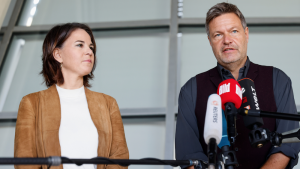 Alman Yeşiller Partisi: Toplumsal Demokratlar ve FDP ile koalisyon kurmak istiyoruz