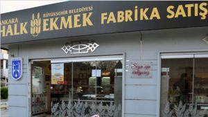 Ankara'da Halk Ekmek'e artırım yapıldı