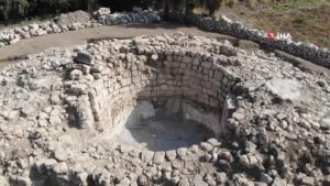 Aratos'un anıt mezarının bölgede eşsiz olduğu ortaya çıktı