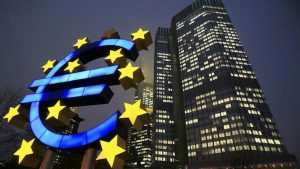 Avrupa Merkez Bankası'ndan ekonomik görünümde "belirsizlik" uyarısı