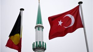 Belçika'da imam maaşlarının Türkiye tarafından ödenmesine son verilecek, cami ruhsatı zorlaştırılarak