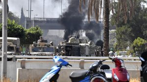 Beyrut'taki olaylarda göstericilere ateş açan bir asker hakkında soruşturma başlatıldı
