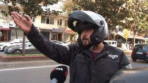 Ceza kesilen motosikletli: Duran yayaya ‘Buyurun geçin’ diyemem ki