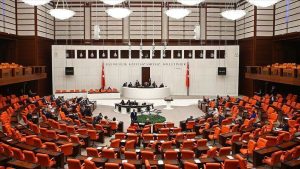 CHP'den kamuda taşeron işçiliğin son bulması için kanun teklifi