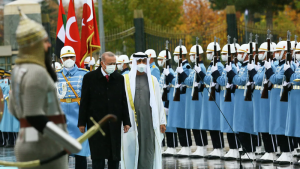 CHP'li Ağbaba: Recep Tayyip Erdoğan kedi üzere Birleşik Arap Emirlikleri önderinin dizini tabanında çöküverdi