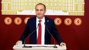 CHP'li Özgür Karabat'a şantaj davasında 4 sanığa mahpus ve para cezası