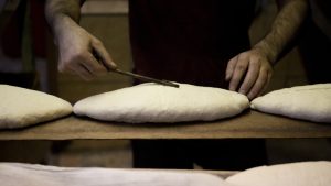Edirne'de fırıncılar artırım istiyor; "Bir kilo un 8 lirayken bizden bir kilo ekmeğin 7 liraya satılması isteniyor"